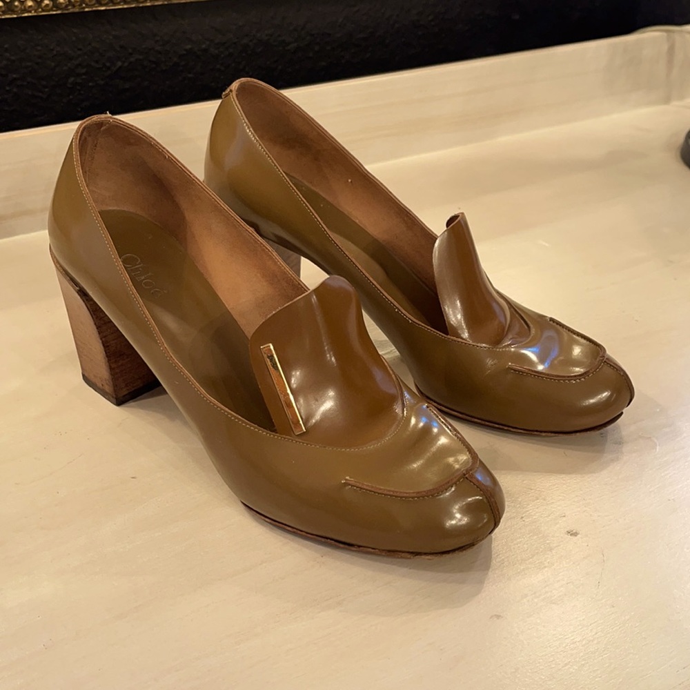 Pre-Loved Chloe tan leather pump with block heel Size 10
